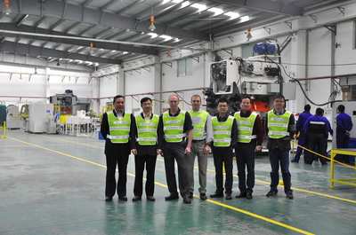 強(qiáng)強(qiáng)聯(lián)手，共探金屬包裝新未來(lái) 美國(guó)波爾制罐集團(tuán)再度到訪斯萊克考察與技術(shù)交流